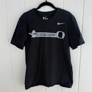 Nike Oregon Ducks Short Sleeve T-Shirt Men’s Size Medium